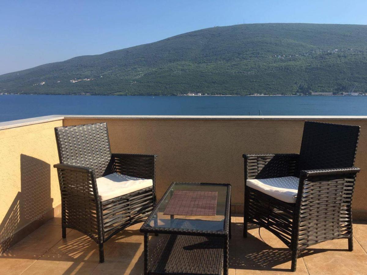 Apartments Savic Херцег Нови Екстериор снимка