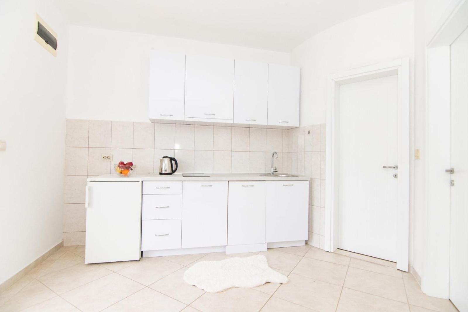 Apartments Savic Херцег Нови Екстериор снимка