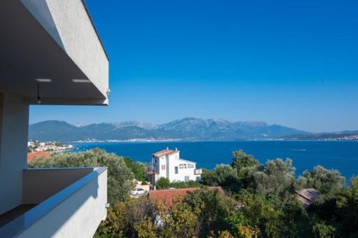 Apartments Savic Херцег Нови Екстериор снимка