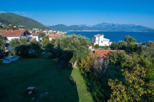 Apartments Savic Херцег Нови Екстериор снимка