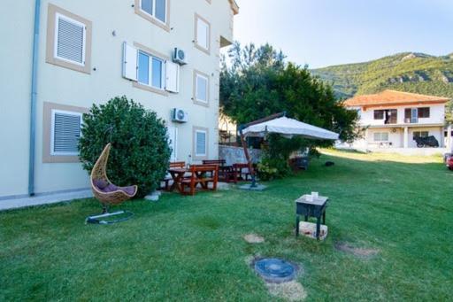 Apartments Savic Херцег Нови Екстериор снимка